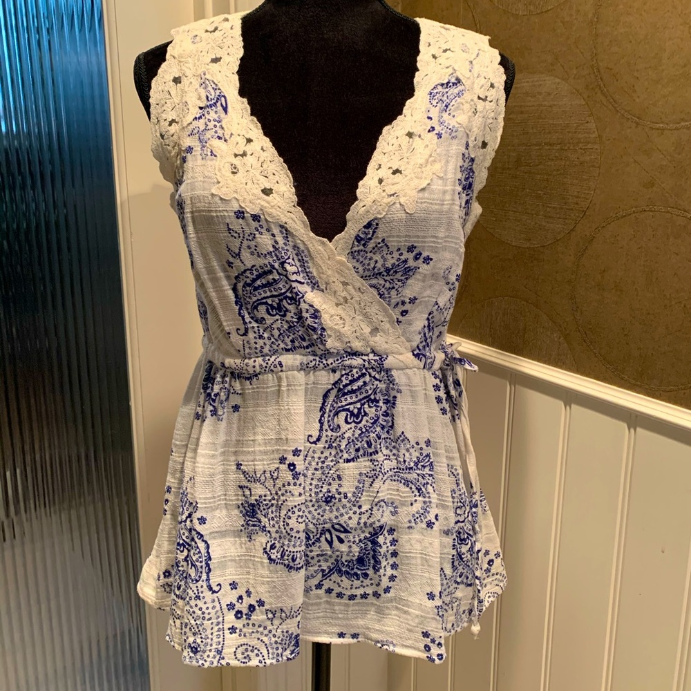 CAbi Sleeveless Blouse